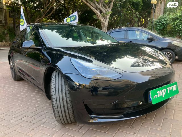 טסלה מודל 3