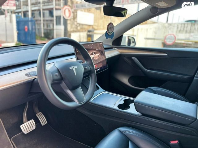 טסלה מודל Y