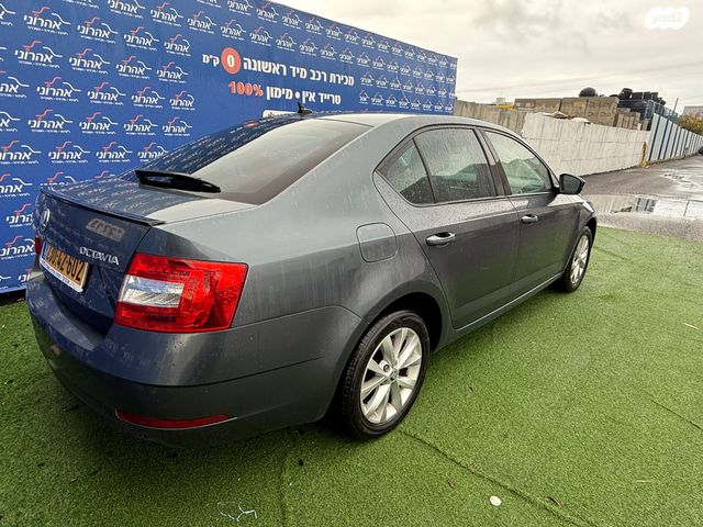סקודה אוקטביה 