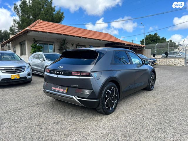 יונדאי איוניק 5