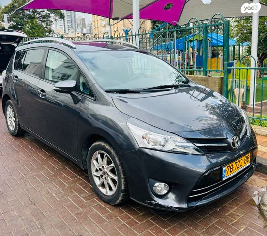 מודעת רכב טויוטה ורסו