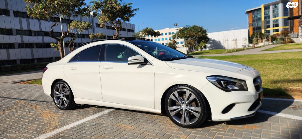 מודעת רכב מרצדס-בנץ CLA 1