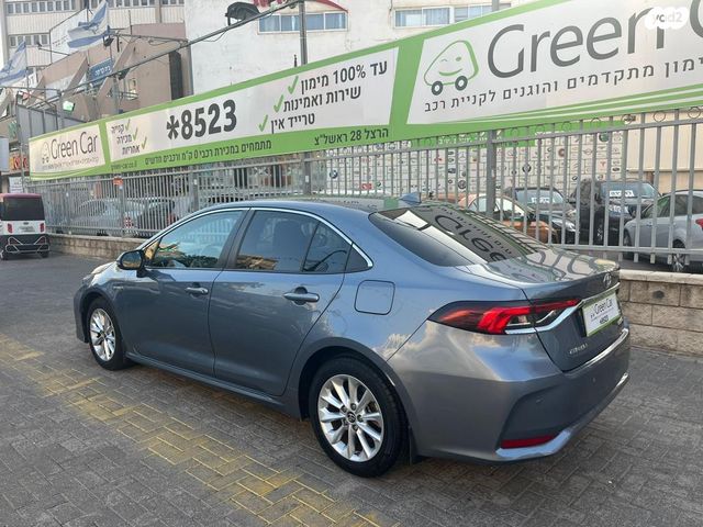 טויוטה קורולה