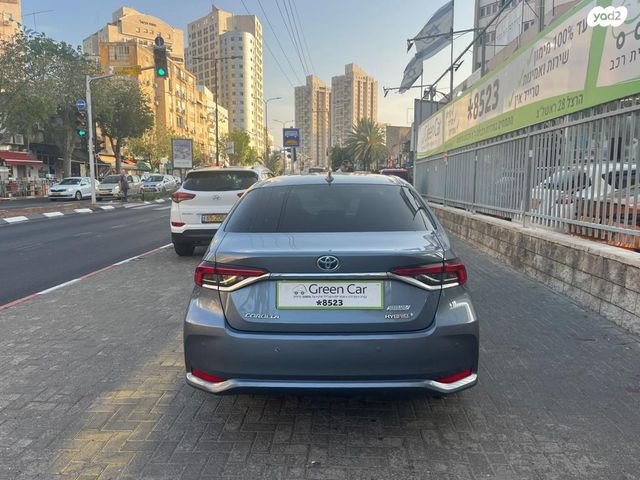 טויוטה קורולה