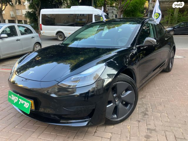 מודעת רכב טסלה מודל 3