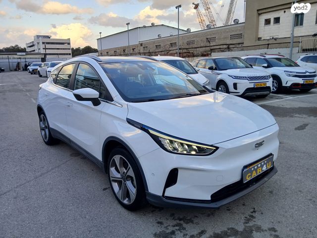 מודעת רכב ג׳ילי Geometry C