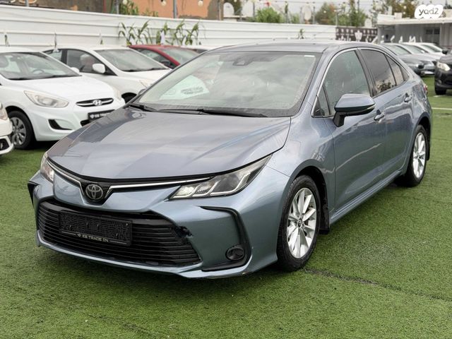 טויוטה קורולה