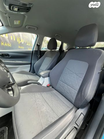 יונדאי באיון