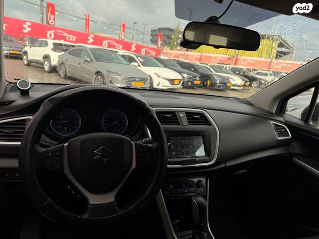 סוזוקי קרוסאובר