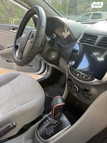 יונדאי אקסנט i25