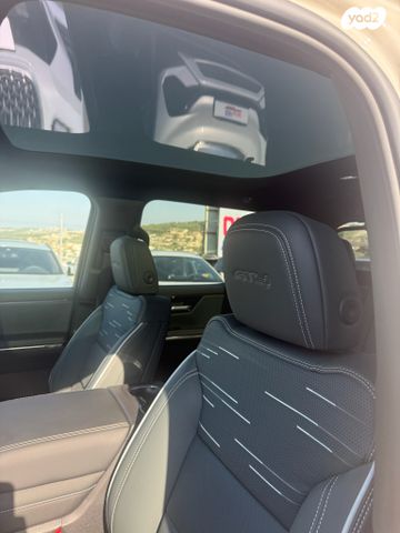 ג'י.אם.סי סיירה EV  