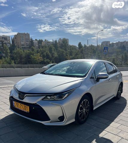 מודעת רכב טויוטה קורולה