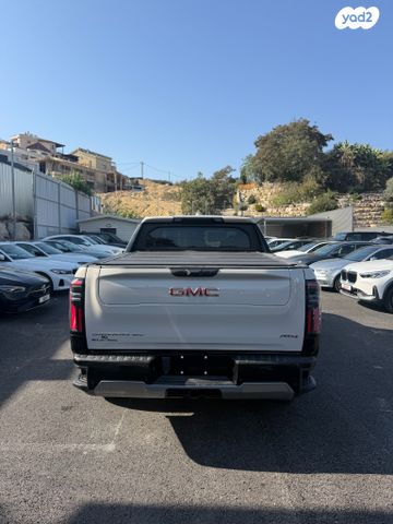 ג'י.אם.סי סיירה EV  