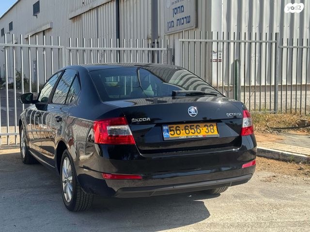 סקודה אוקטביה