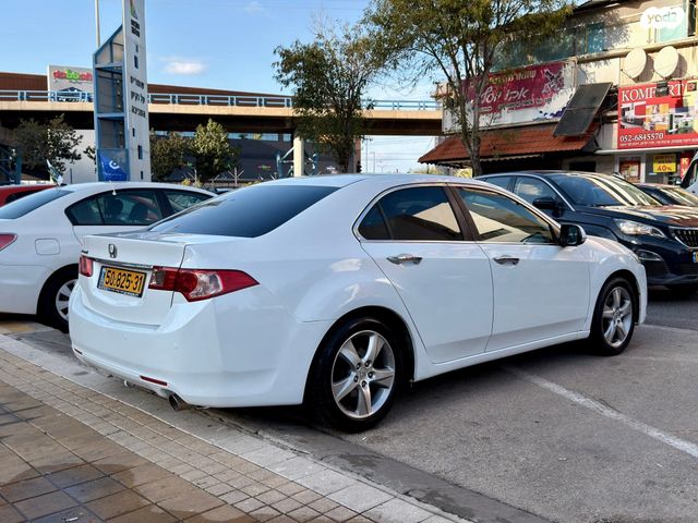 הונדה אקורד