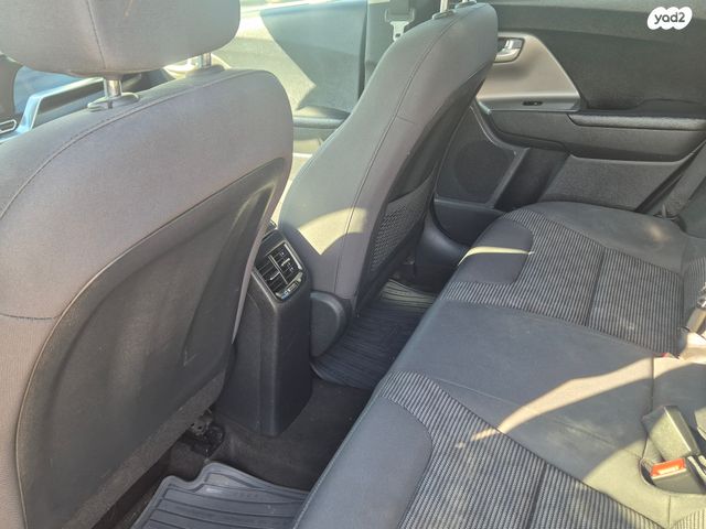 קיה נירו פלוס