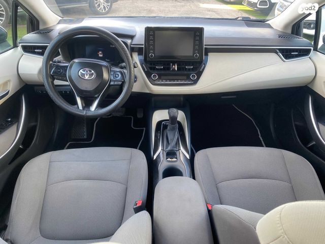 טויוטה קורולה