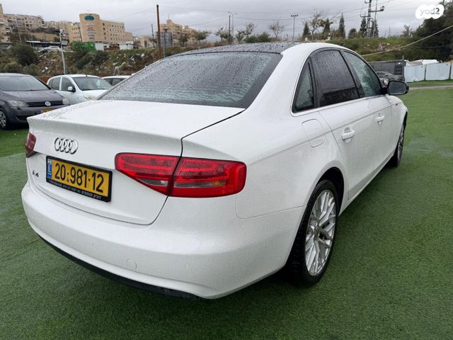 מודעת רכב אאודי A4 2