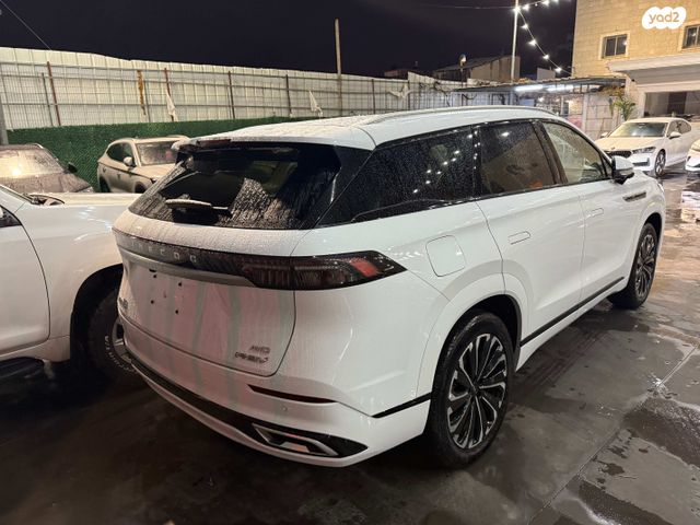 מודעת רכב ג'אקו J8