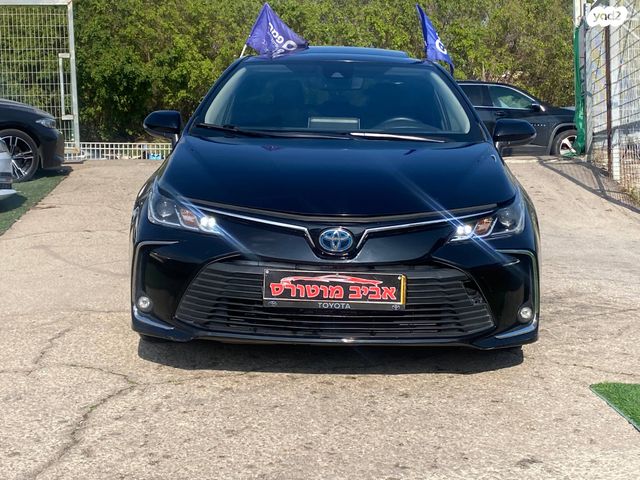 טויוטה קורולה