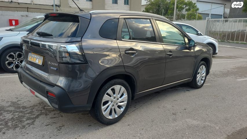 סוזוקי S-Cross