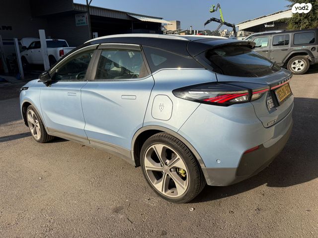 ג׳ילי Geometry C