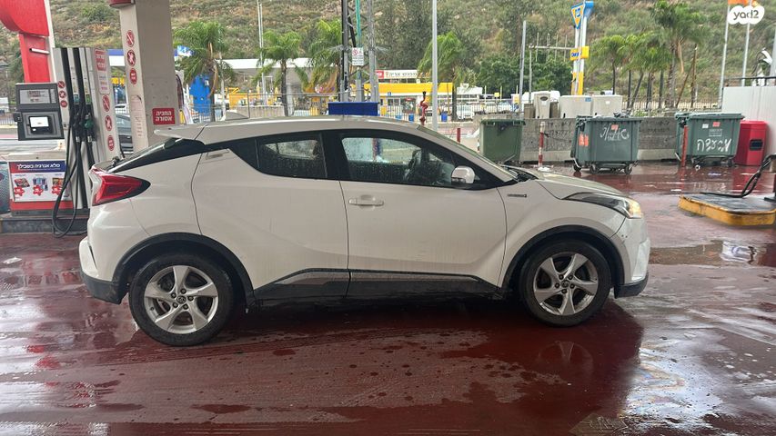טויוטה C-HR