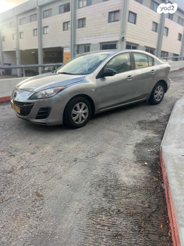 מודעת רכב מאזדה 3