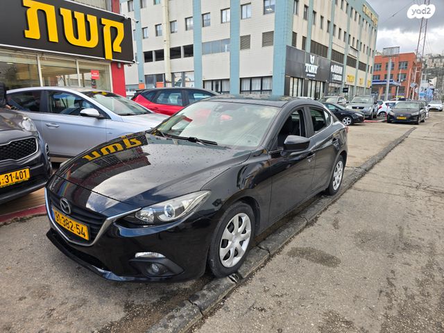 מודעת רכב מאזדה 3