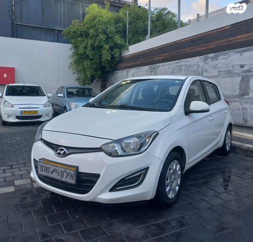 מודעת רכב יונדאי i20