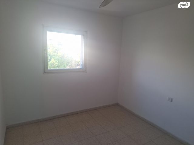 דירה, קיפודן 16, הפרחים, מודיעין מכבים רעות