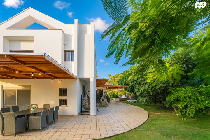 בית פרטי/ קוטג', רימון 3, בת חן, בת חן