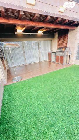 דירה, הרצל 18, ליבת העיר, יהוד מונוסון