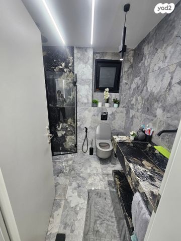 גג/ פנטהאוז, רפאל איתן 17, נאות שמיר, רמלה