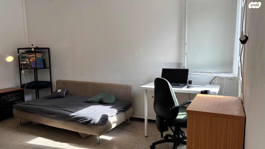 דירה, תורה ועבודה 17, רמת אליהו, ראשון לציון