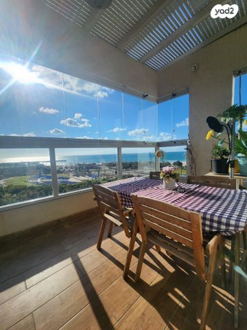 דירה, הגולשים 12, רובע ד', אשדוד