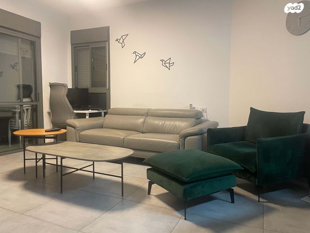 דירה, דוכיפת 11, רמות יצחק, נשר