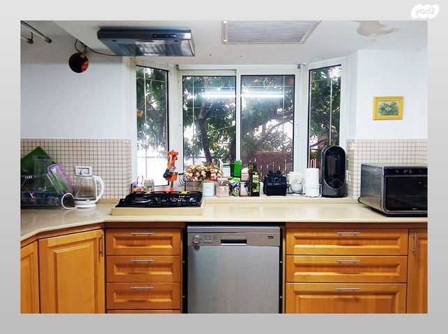 דו משפחתי, סמטת יקינטון 3, יפה נוף, פרדס חנה כרכור