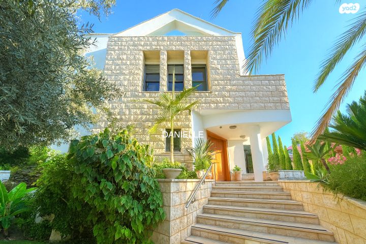 בית פרטי/ קוטג', רימון 3, בת חן, בת חן