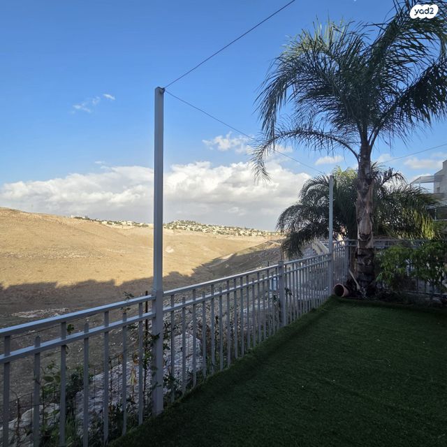 דירת גן, דרך נחל קדם 218, כפר אדומים, כפר אדומים