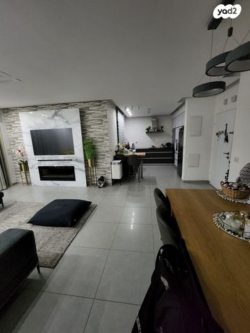 דירה, דוכיפת 7, רמות יצחק, נשר