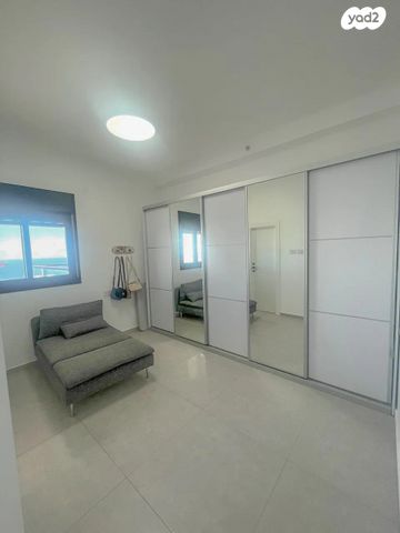 דירה, הקוממיות 16, דרום חדש, פארק הים, בת ים