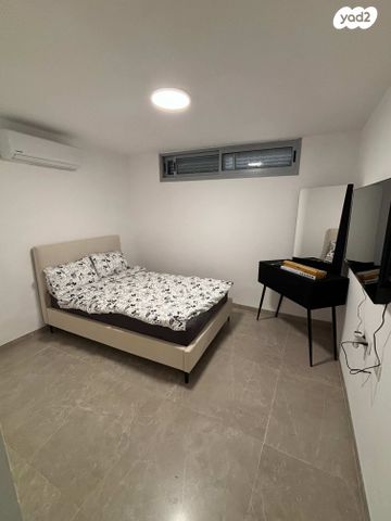 דירת גן, כובשי אילת 106, ממשית, דימונה