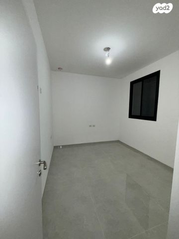 גג/ פנטהאוז, יהושע חנקין 81, מרכז העיר, עפולה