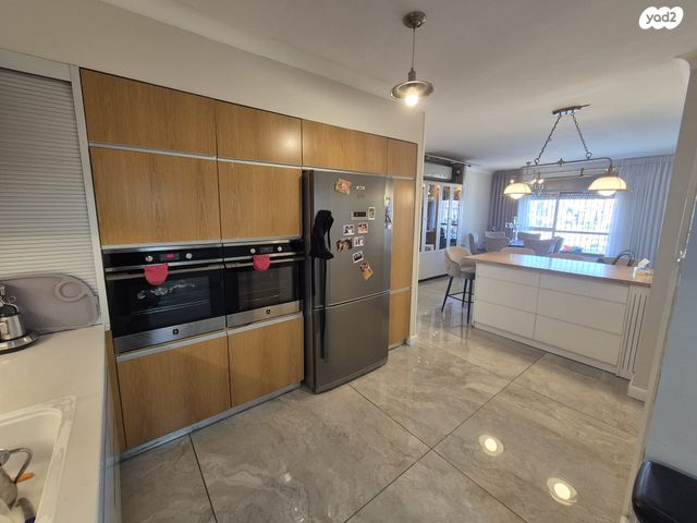 דירה, הרב פנחס קהתי 20, גבעת שאול, ירושלים