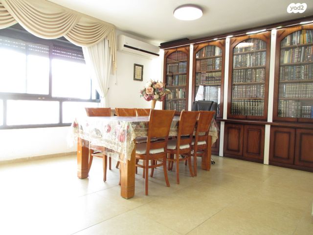 דירה, אהבת ישראל 42, כוכב יעקב, כוכב יעקב