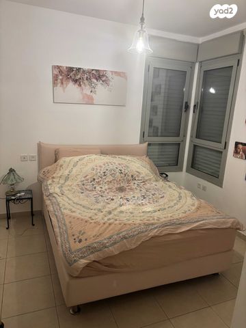 דירה, שדרות מקס ואמפרו שיין 10, רחובות החדשה, רחובות