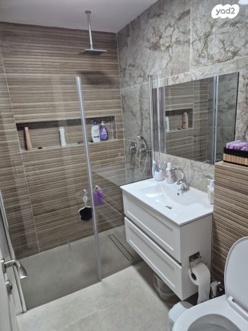 דירת גן, כובשי אילת 106, ממשית, דימונה