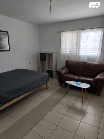 דירה, אברהם אבינו 62, שכונה ד', באר שבע