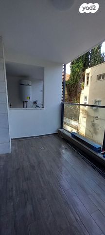 דירה, הרא"ה 90, שכונת הלל, רמת גן